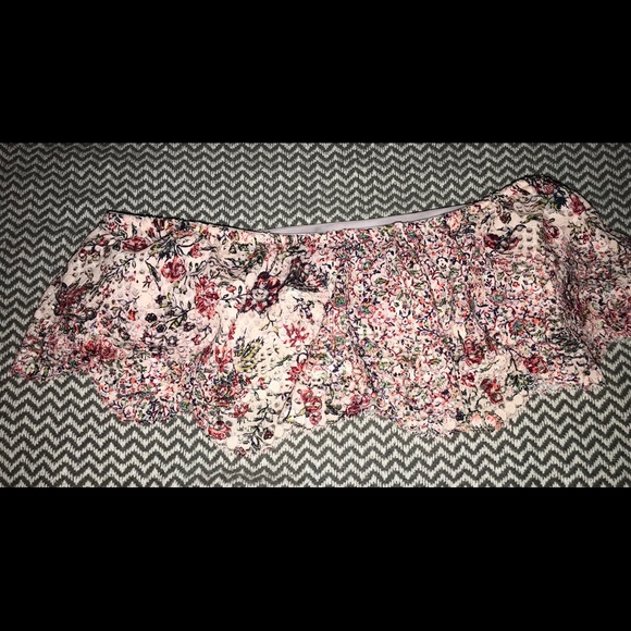 💕💕NWOT Victoria’s Secret strapless bralette💕💕 - Picture 2 of 4